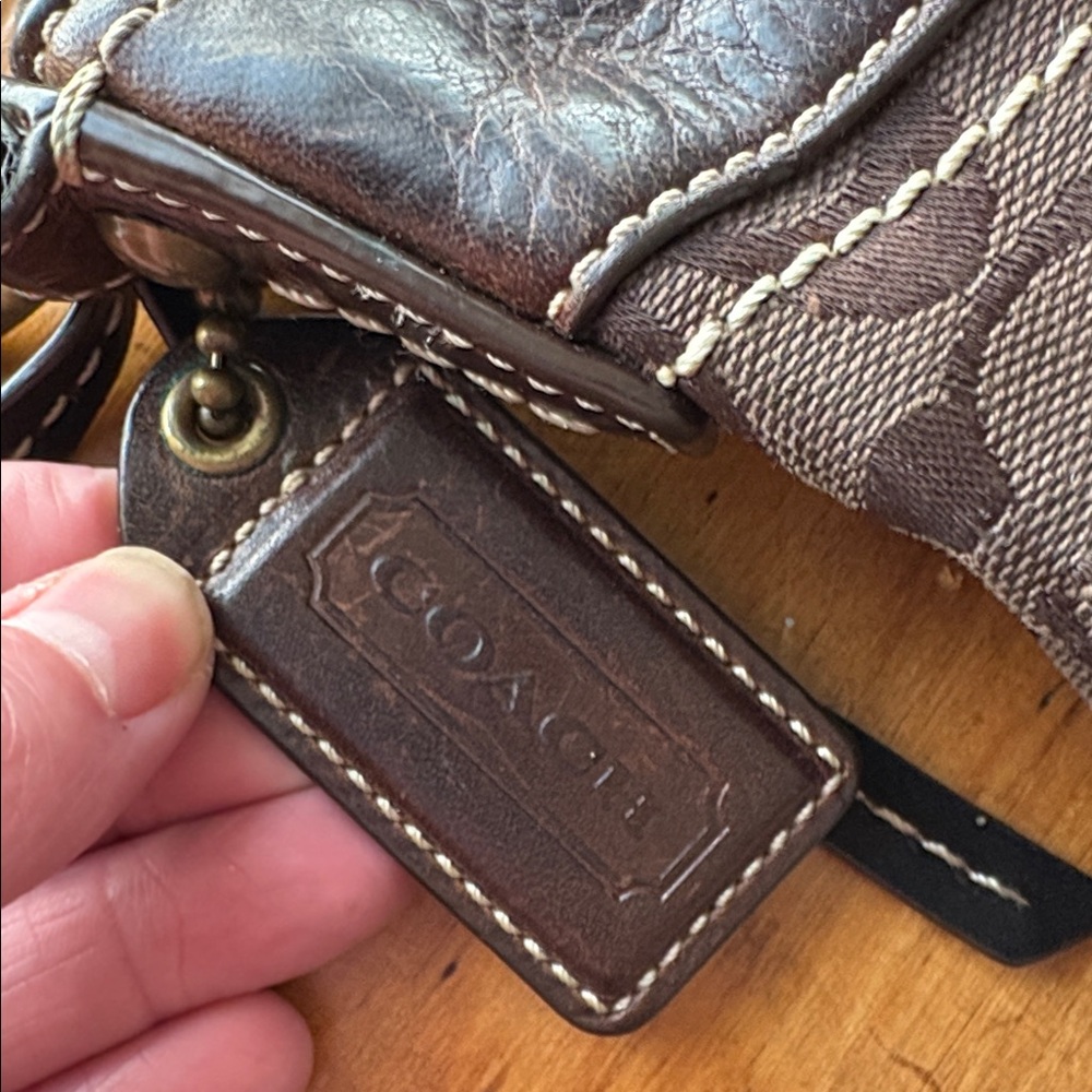 Coach Signature C Brown Canvas Leather Trim Crossbody Shoulder Bag. - Picture 2 of 7